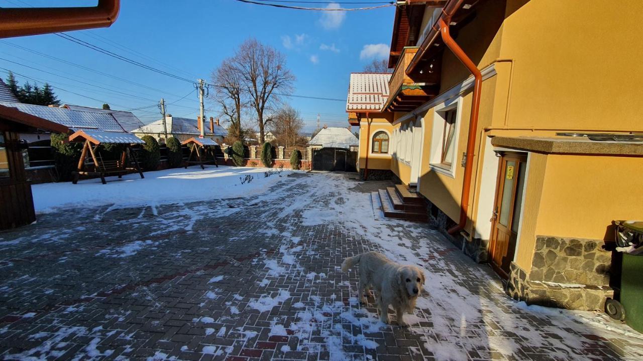 Casa Rasnoveana Екстер'єр фото