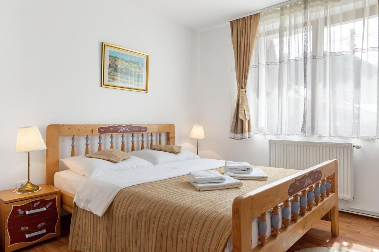 Casa Rasnoveana Екстер'єр фото