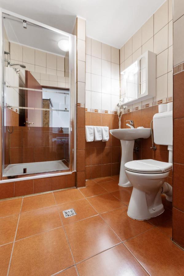 Casa Rasnoveana Екстер'єр фото